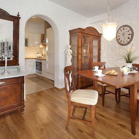 Villa Castello Rausch Valkarin Eksteriør billede
