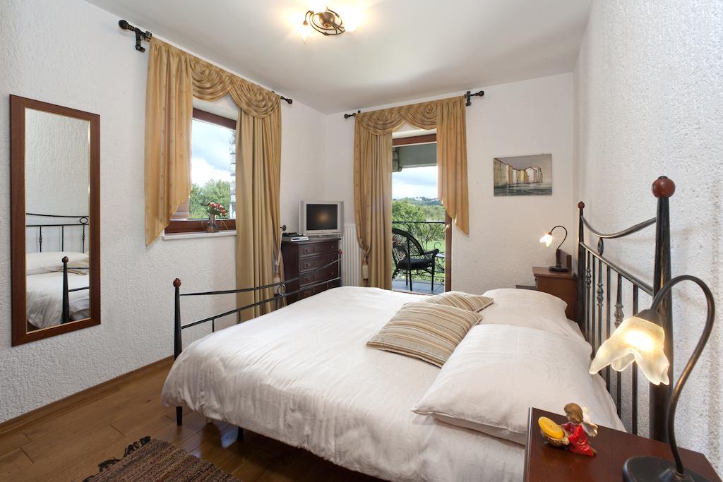 Villa Castello Rausch Valkarin Værelse billede