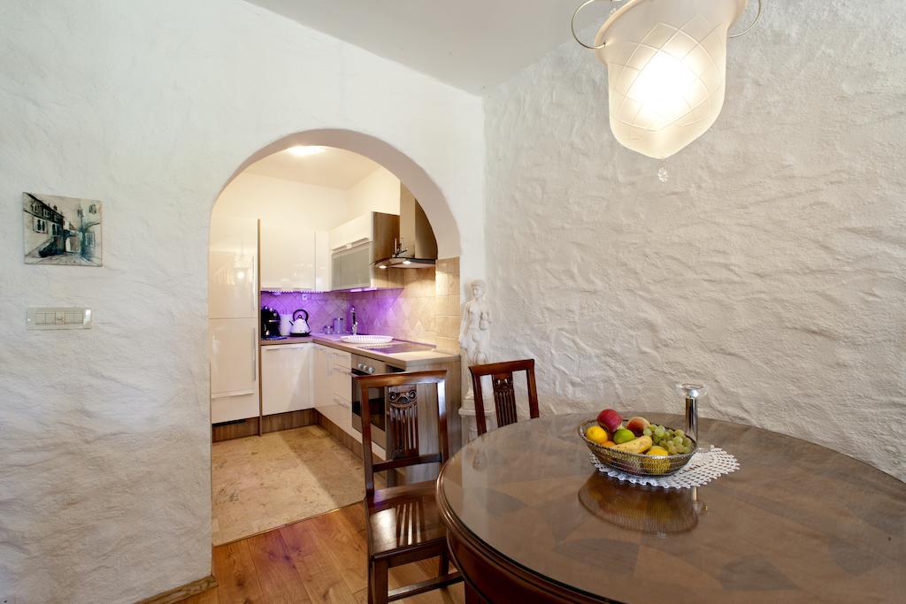 Villa Castello Rausch Valkarin Eksteriør billede
