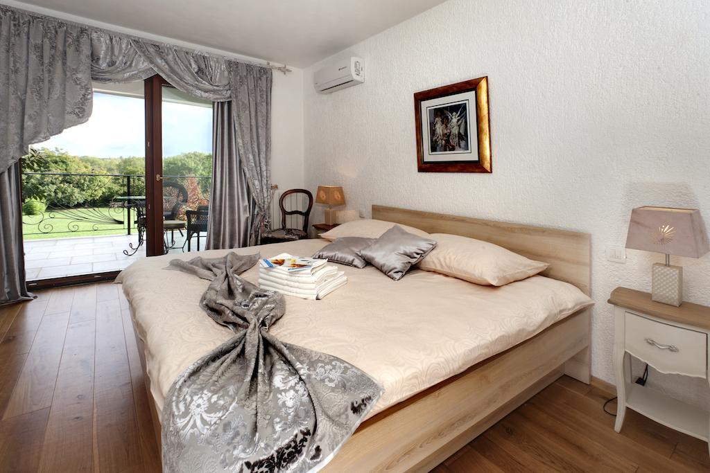 Villa Castello Rausch Valkarin Værelse billede