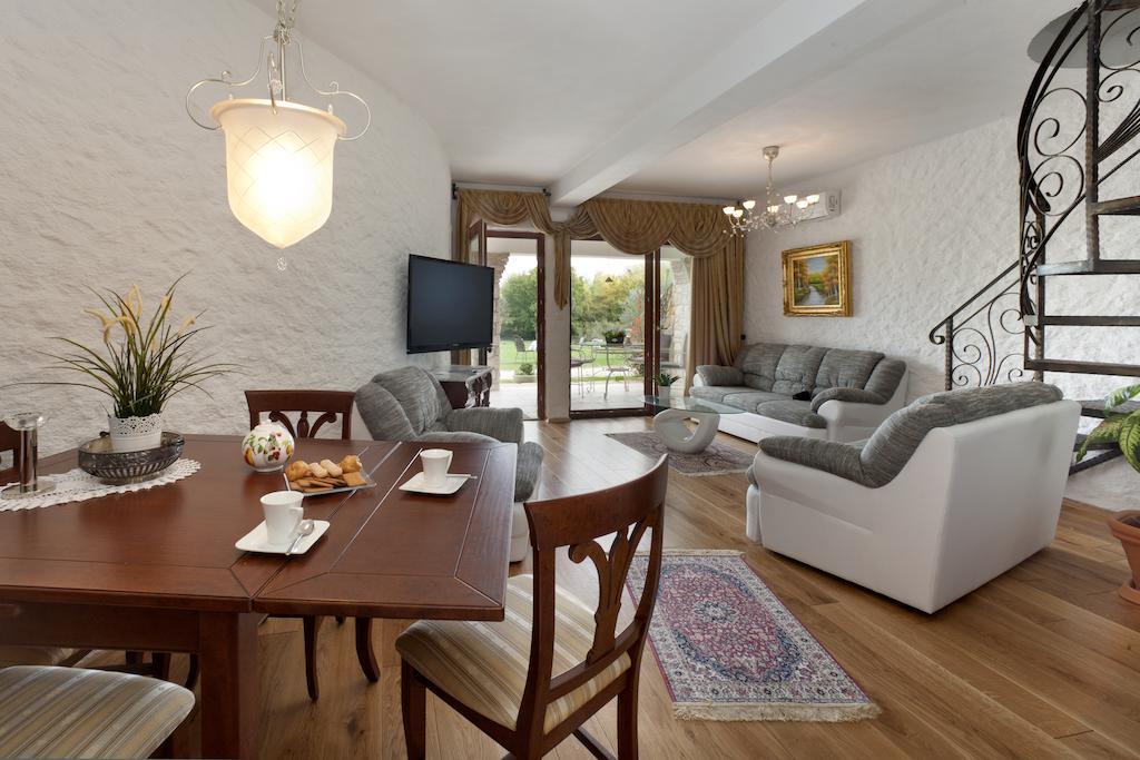 Villa Castello Rausch Valkarin Værelse billede