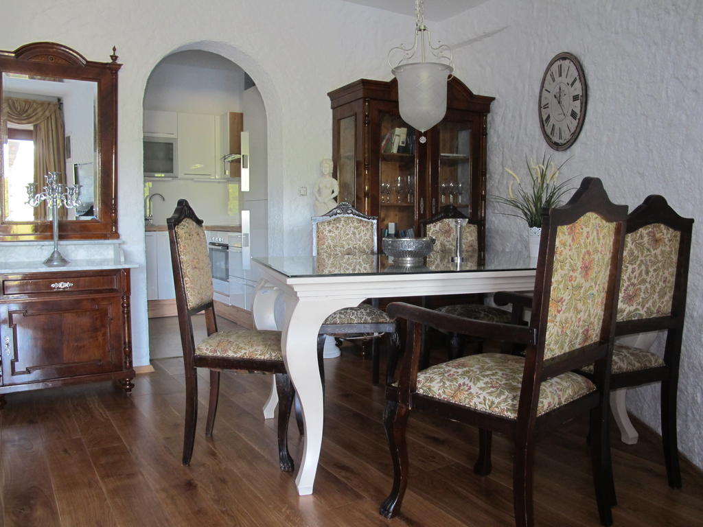 Villa Castello Rausch Valkarin Eksteriør billede